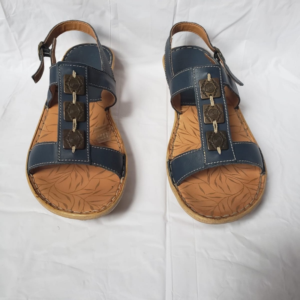 Sandals - Picture 5 of 5